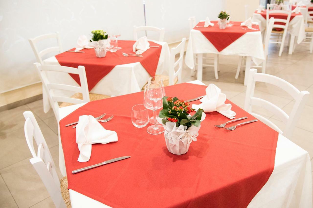 Hotel Ristorante La Terrazza Ceprano Zewnętrze zdjęcie